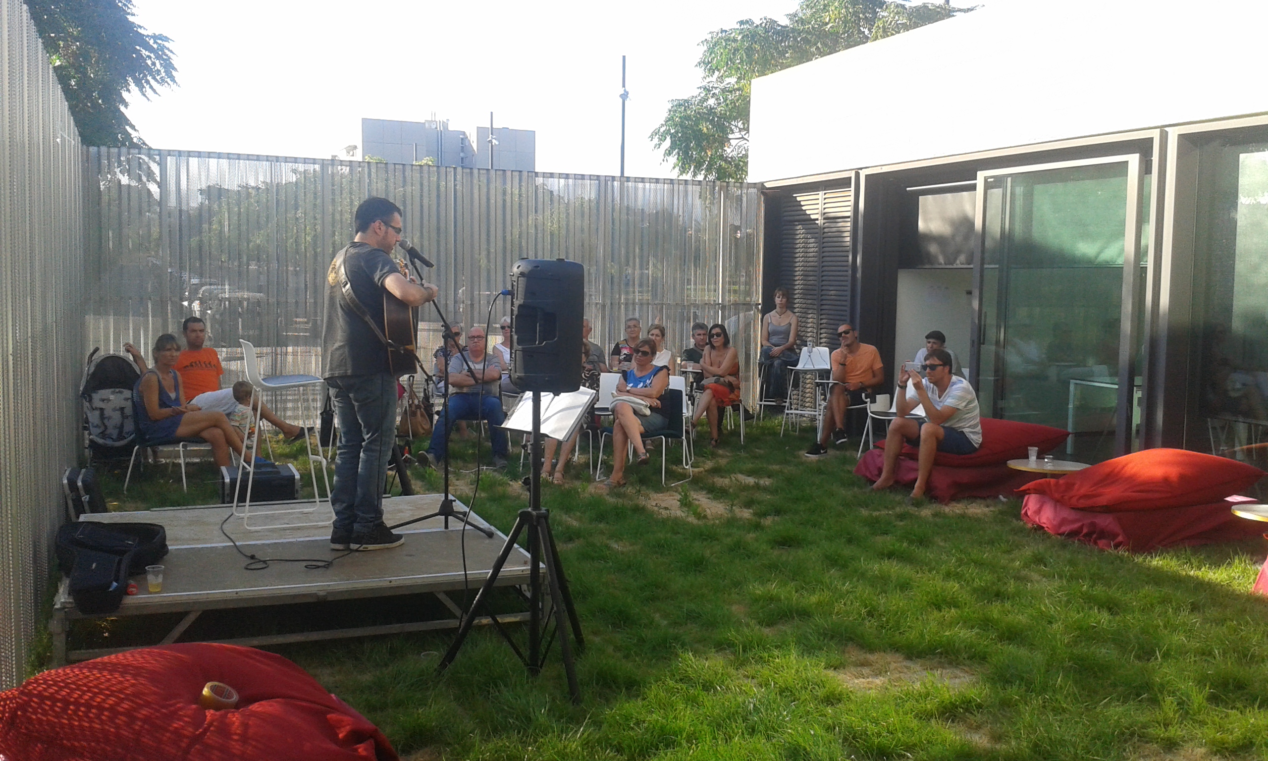 Josep Maria Garbinada a les Biblioteques Chill Out amb els Nostres Cantautors