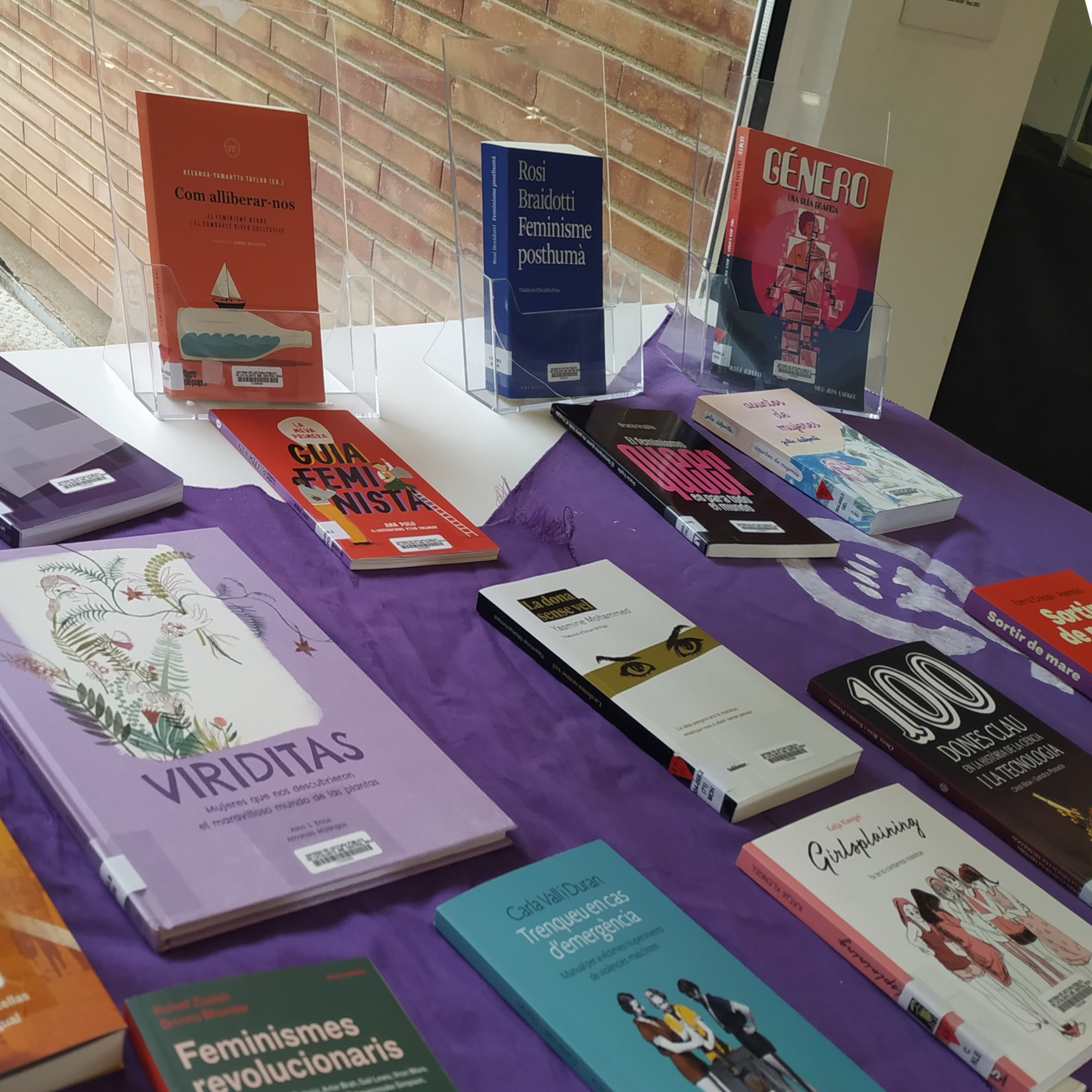 Dia Internacional de la Dona treballadora i Josep Piera: taules bibliogràfiques