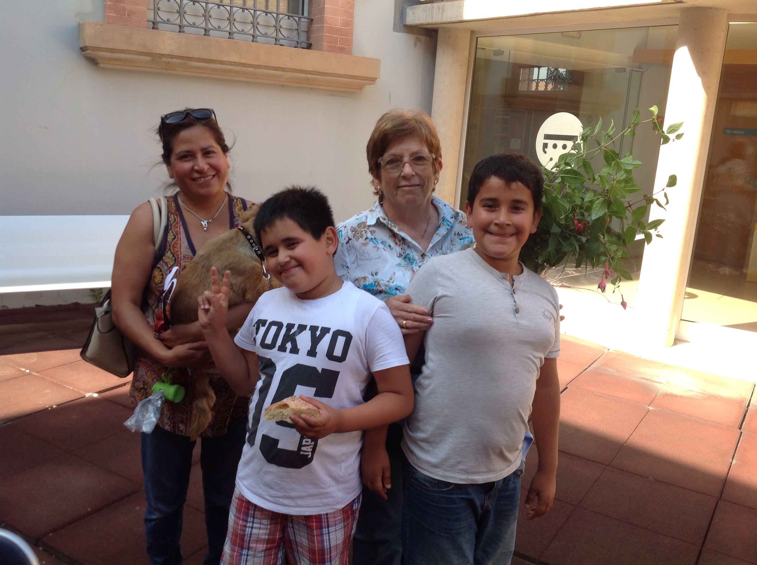 LECXIT s'acomiada amb la companyia de mestres i familiars