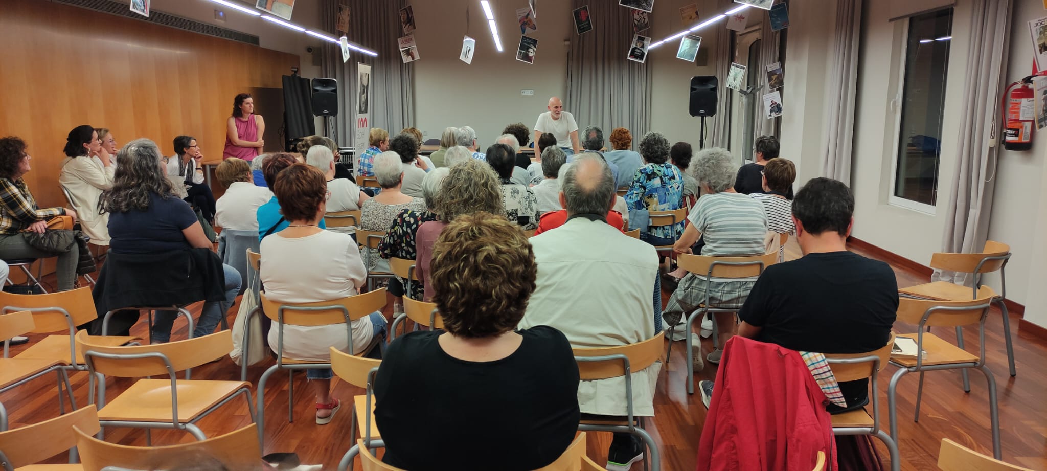 Alejandro Palomas a la Biblioteca Central Xavier Amorós