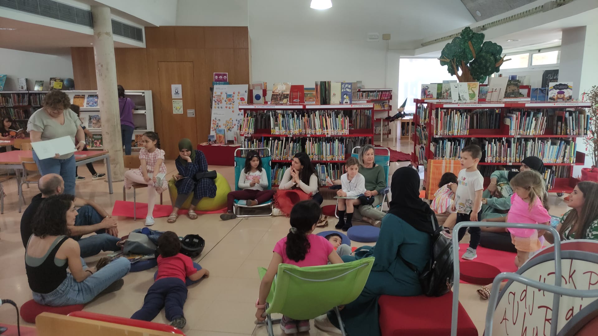 Finalitza la programació de contes del curs escolar i comencen els contes d'estiu